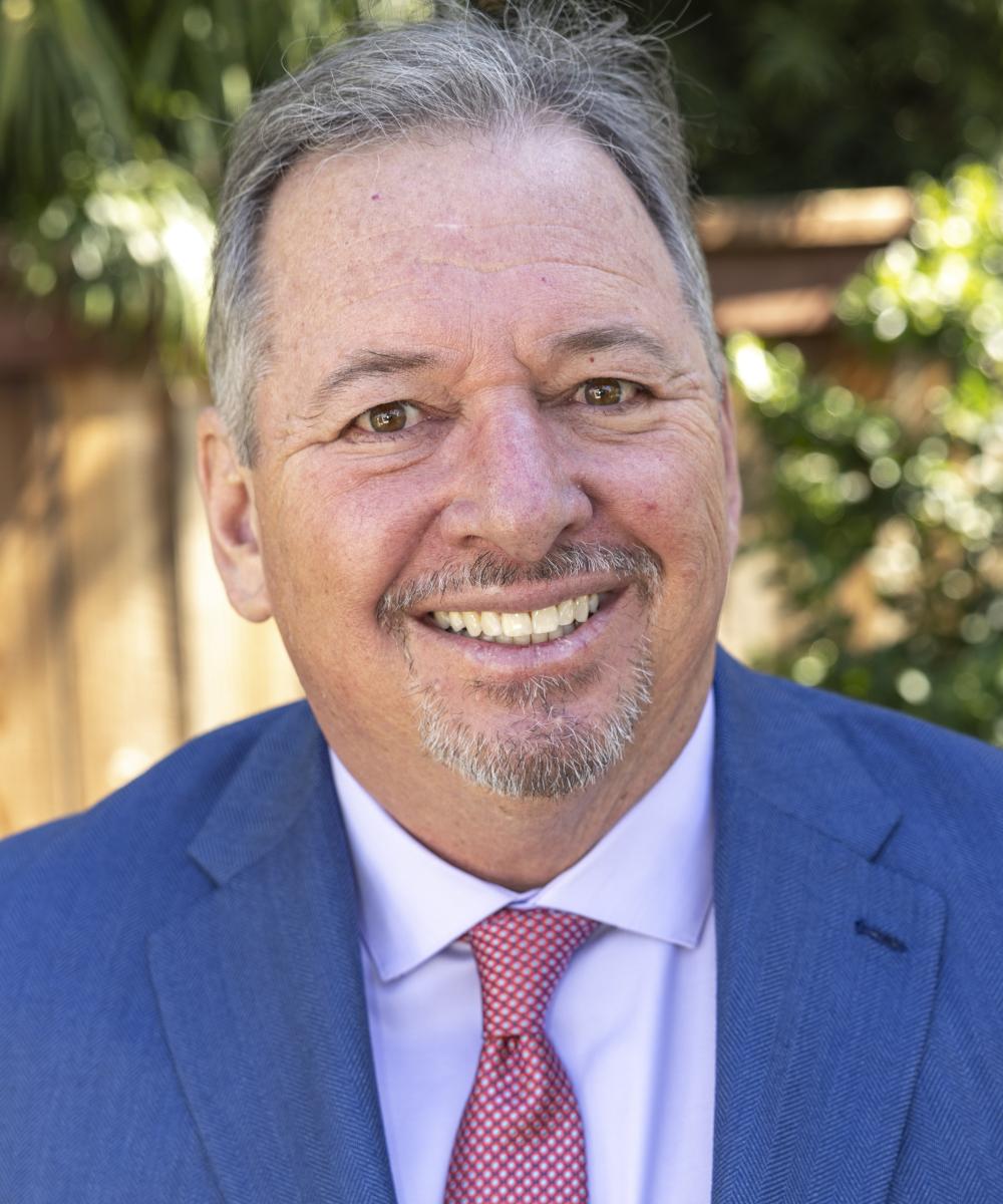Thomas Graffeo of Dove Investments ready for a consultation